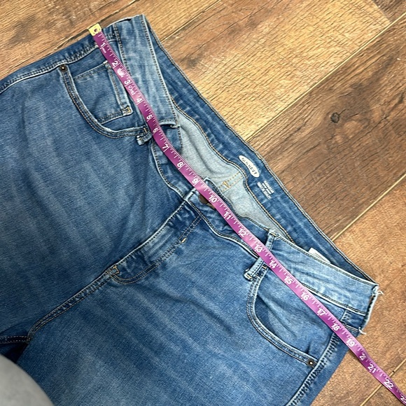 Old Navy Rockstar super skinny jeans - Picture 3 of 7